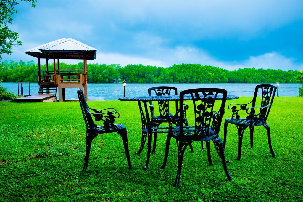 Okvin River Villa Bentota Eksteriør billede